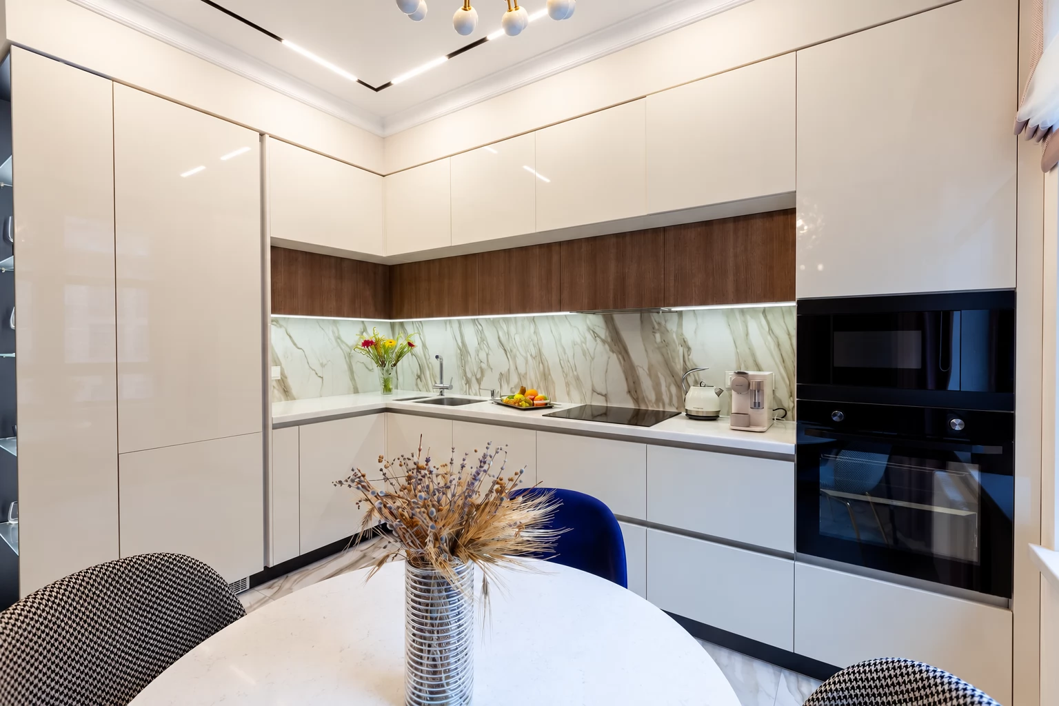Luxe Астель — ракурс 2, П-образная, Кремовый и светлый дуб
